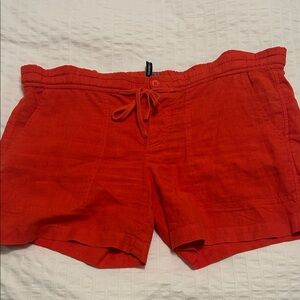 Vince Women's orange Linen Shorts